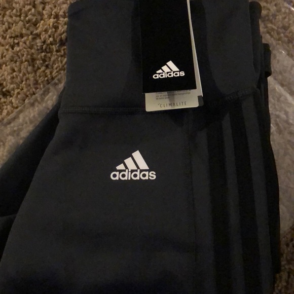 *SALE*FINAL! NWT Adidas leggings 3 stripe carbon - Picture 3 of 8